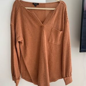 Long sleeve v neck waffle knit top
